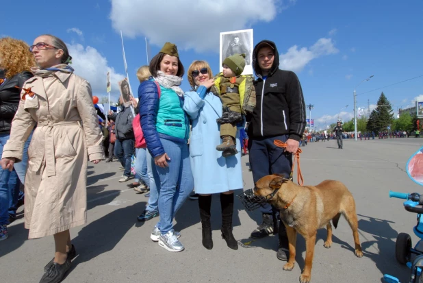 "Бессмертный полк" в Барнауле. 9 мая 2016 года.