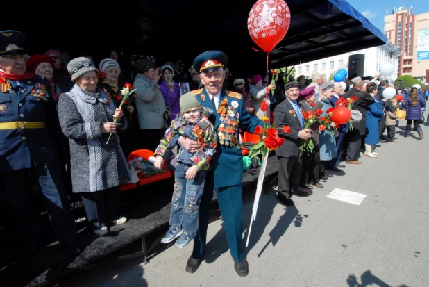 "Бессмертный полк" в Барнауле. 9 мая 2016 года.