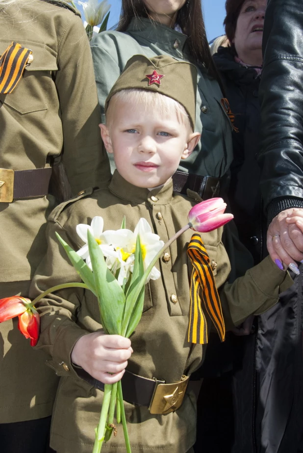 "Бессмертный полк" в Барнауле. 9 мая 2016 года.