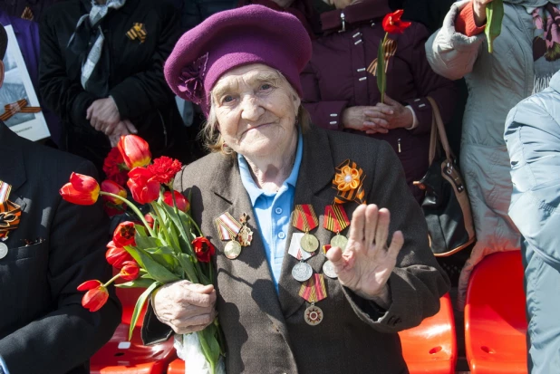 "Бессмертный полк" в Барнауле. 9 мая 2016 года.