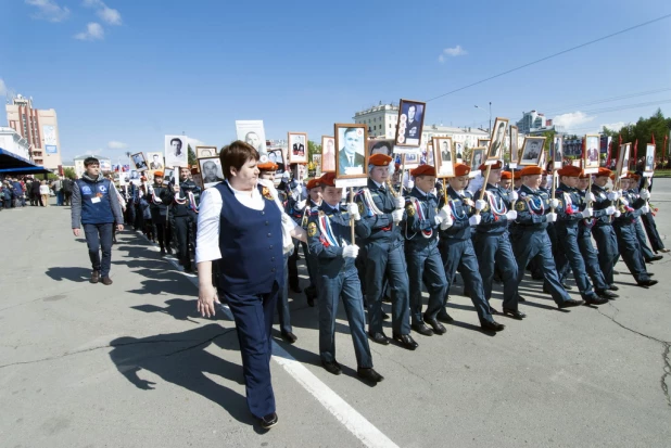 "Бессмертный полк" в Барнауле. 9 мая 2016 года.