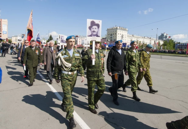 "Бессмертный полк" в Барнауле. 9 мая 2016 года.