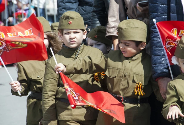 "Бессмертный полк" в Барнауле. 9 мая 2016 года.