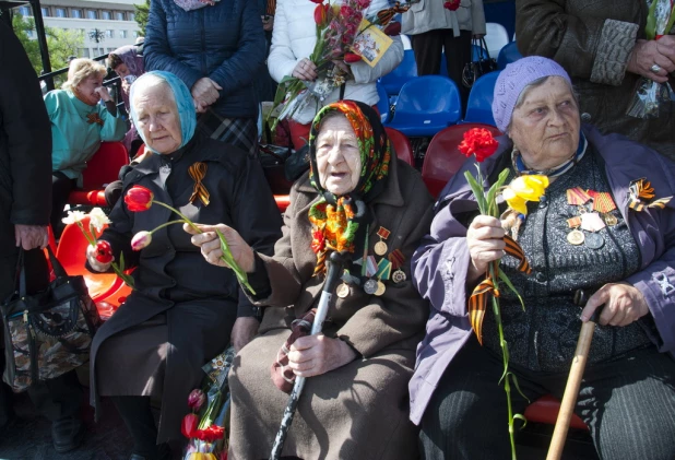 "Бессмертный полк" в Барнауле. 9 мая 2016 года.