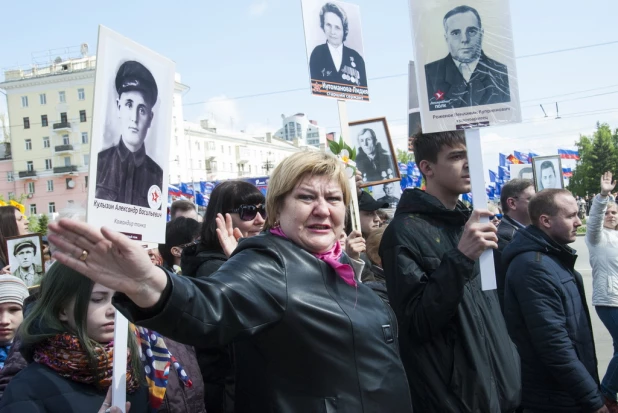 "Бессмертный полк" в Барнауле. 9 мая 2016 года.