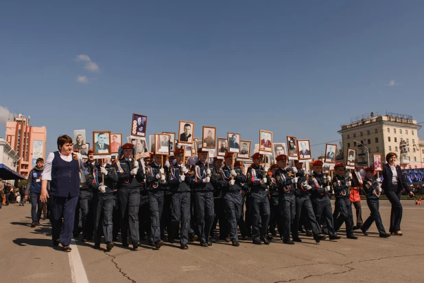 "Бессмертный полк" в Барнауле. 9 мая 2016 года.