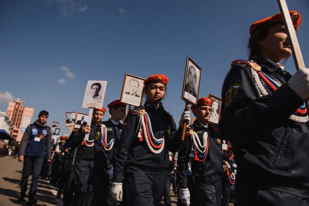 "Бессмертный полк" в Барнауле. 9 мая 2016 года.