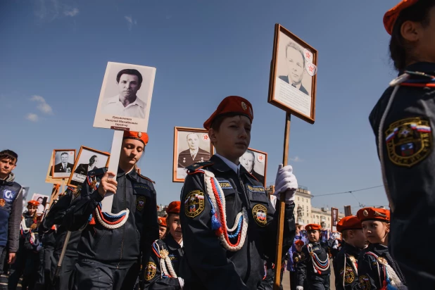 "Бессмертный полк" в Барнауле. 9 мая 2016 года.