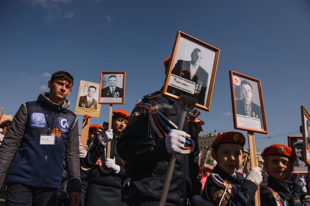 "Бессмертный полк" в Барнауле. 9 мая 2016 года.