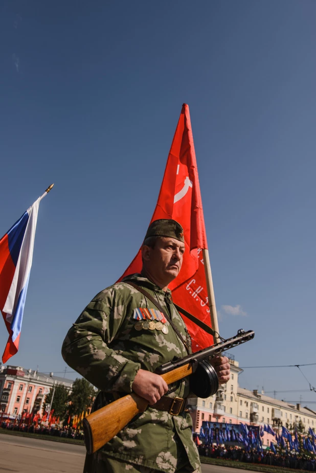 "Бессмертный полк" в Барнауле. 9 мая 2016 года.