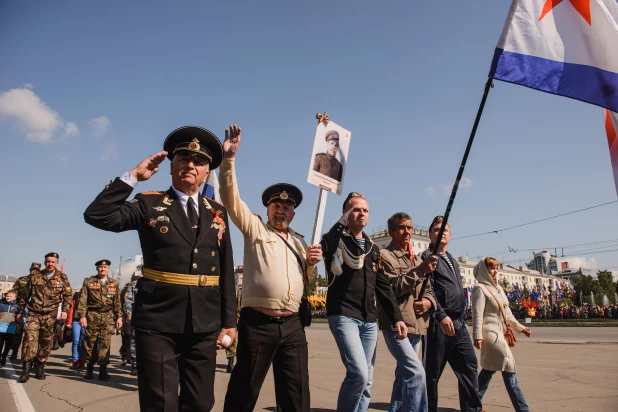 "Бессмертный полк" в Барнауле. 9 мая 2016 года.