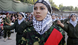 Женщины-военнослужащие из разных стран на парадах. Палестина.
