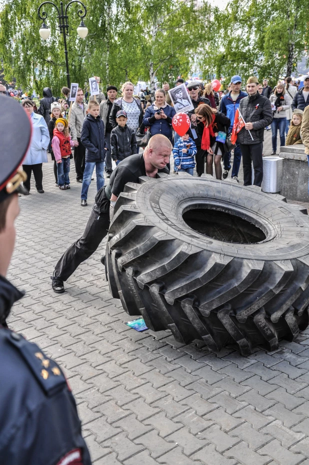 Соревнование по силовому экстриму в Барнауле 9 мая.