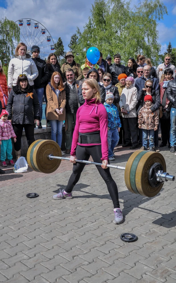 Соревнование по силовому экстриму в Барнауле 9 мая.