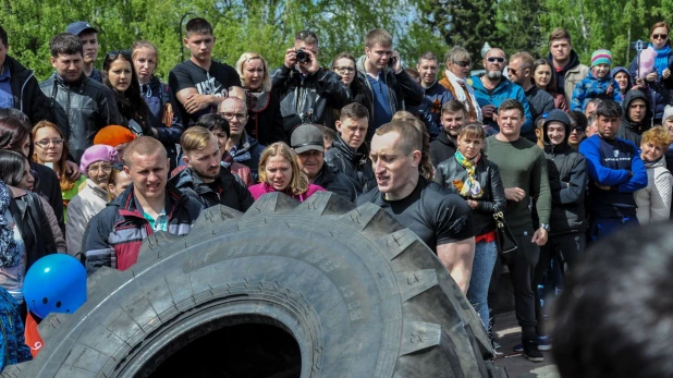 Соревнование по силовому экстриму в Барнауле 9 мая.