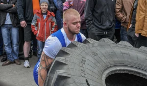 Соревнование по силовому экстриму в Барнауле 9 мая.