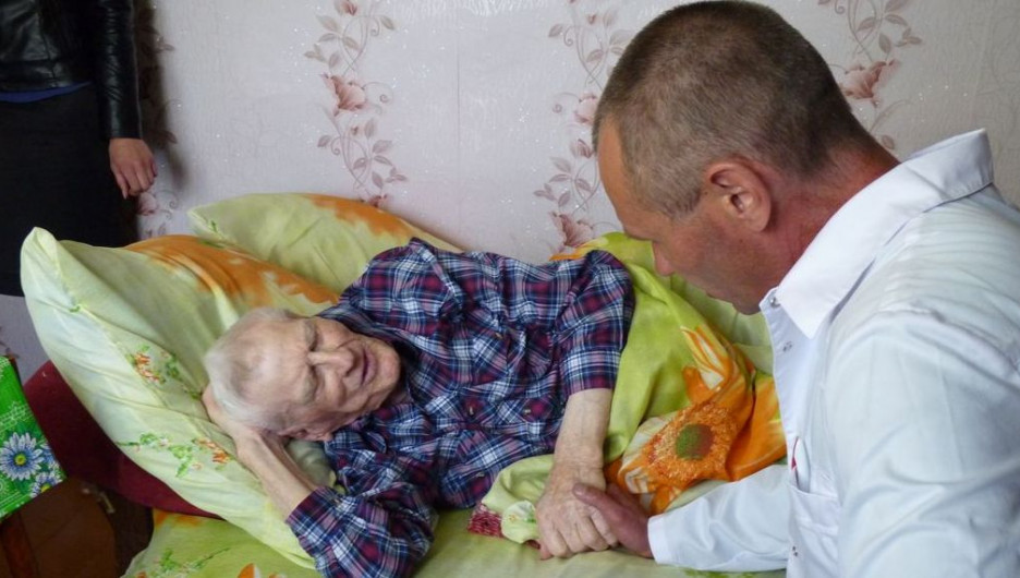 8 мая 2016 года ветерану из Ребрихинского района исполнилось 100 лет.