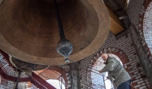 Долгое строительство Александро-Невского храма в Барнауле.