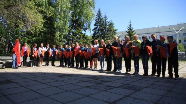 Приём детей в пионеры. Барнаул, 19 мая 2016 года.