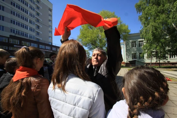 Приём детей в пионеры. Барнаул, 19 мая 2016 года.