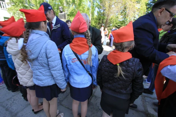 Приём детей в пионеры. Барнаул, 19 мая 2016 года.