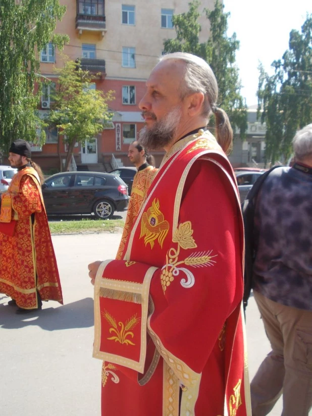 В день славянской письменности и культуры в Барнауле прошел крестный ход.