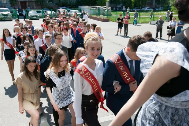 Последний звонок в 22-й школе. 25 мая 2016 года.