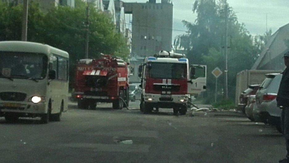Пожар на улице Анатолия. 30 мая 2016 года.