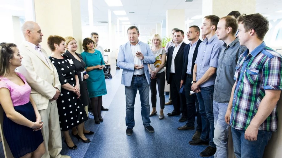 Руководители "Ростелекома" в Сибири сели в кресла операторов колл-центра.