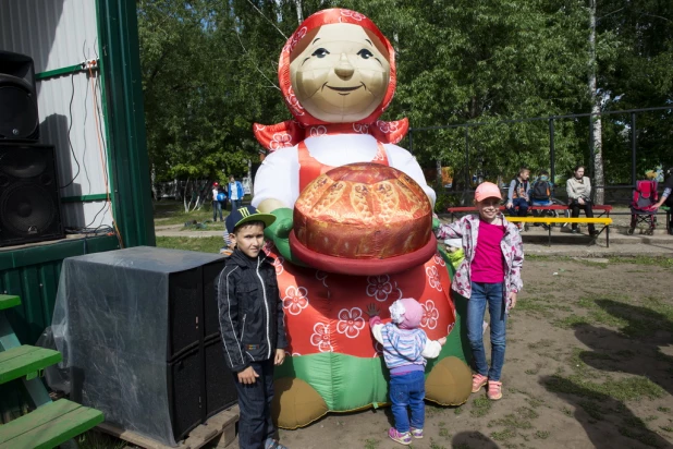 В Барнауле прошел фестиваль игрушки "Нескучный мир".