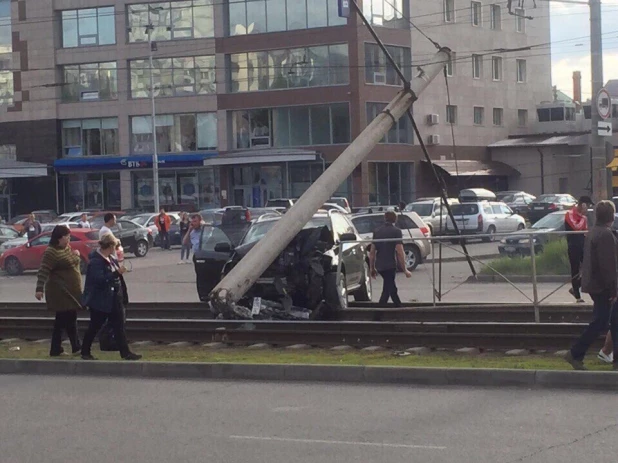 ДТП возле ТРЦ "Весна". 2 июня 2016 года.