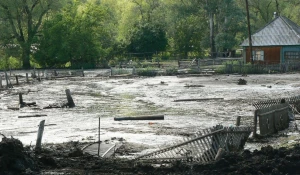 Селевой поток сошел на село Сараса.