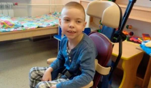 Женя Кувшинов борется за возможность ходить.