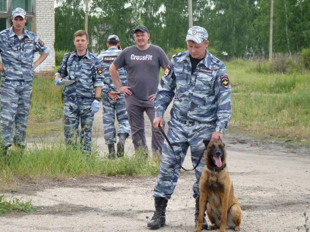 Соревнования лучших специалистов-кинологов органов и подразделений внутренних дел Алтайского края.