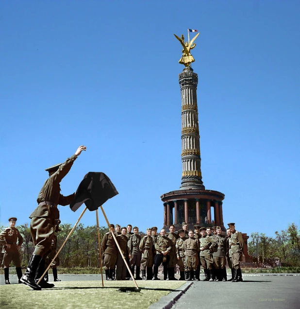 Советские военные в Берлине, 1945