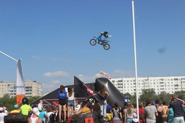 "Ростелеком" выступил партнером FMX шоу "Мотофристайл" в Барнауле