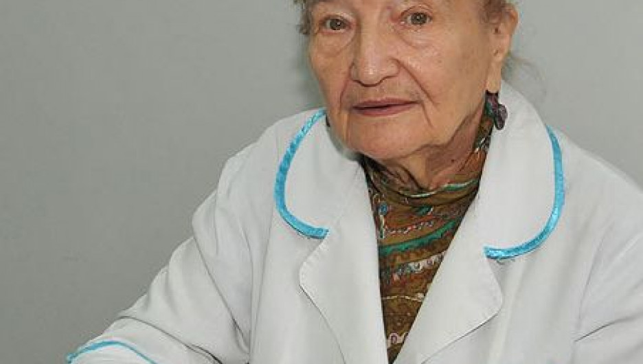 Акушеру-гинекологу Розе Скачедуб исполнилось 93 года.