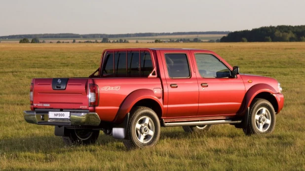 Nissan NP 300