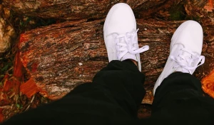 В Барнауле распродают немецкую обувь