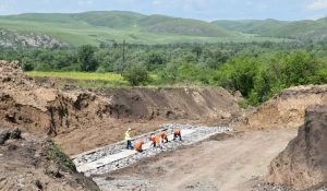 Строительство дороги в Краснощековском районе.