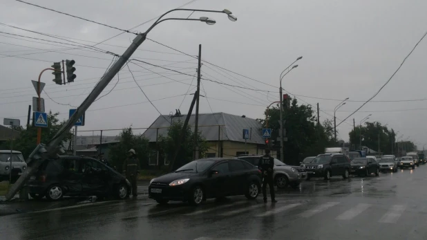 ДТП на Гоголя-Челюскинцев.