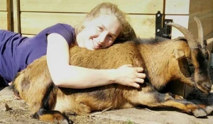 Мари Вербау, дрессировщица коз и кур