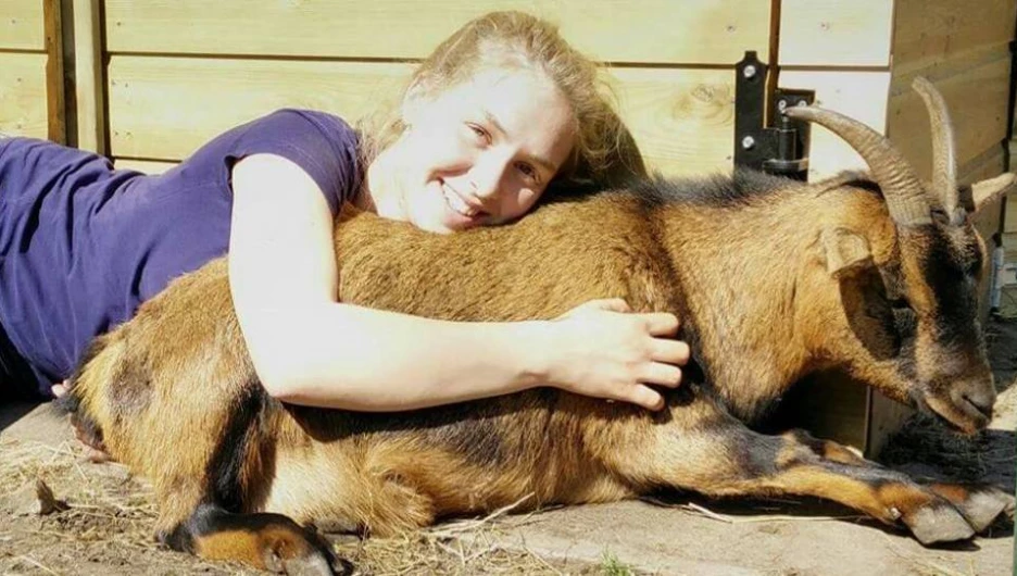 Мари Вербау, дрессировщица коз и кур