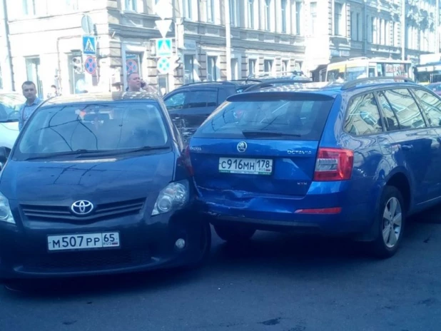 ДТП с автобусом в Петербурге.