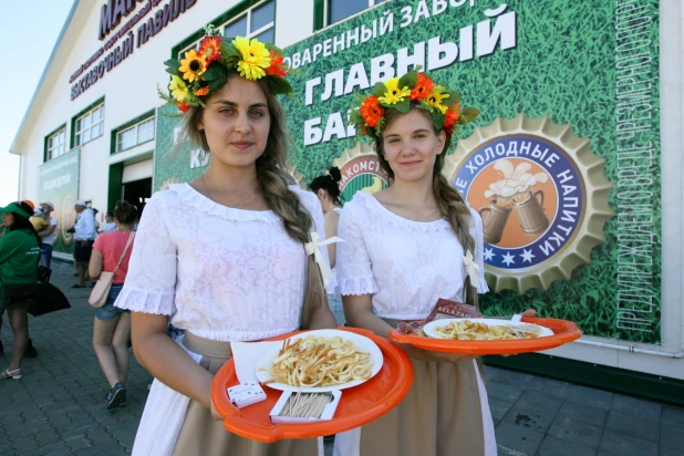 "Барнаульский пивоваренный завод" устроил на "АлтайФесте" настоящий праздник