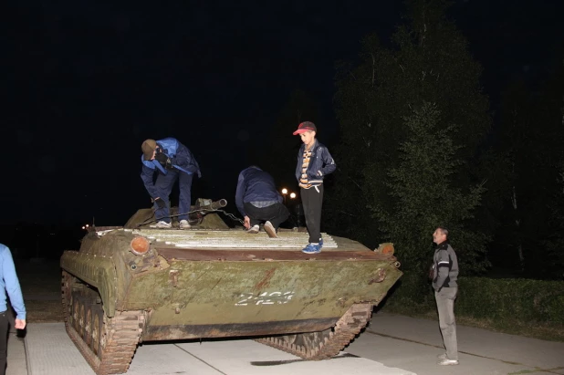 В День памяти и скорби в Бийске установлена военная техника