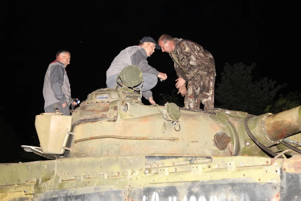 В День памяти и скорби в Бийске установлена военная техника