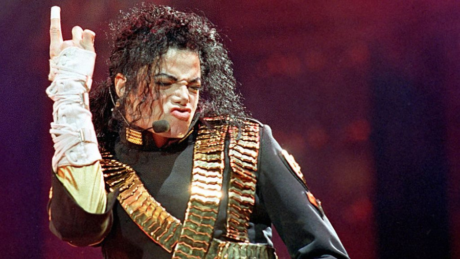Майкл Джексон.