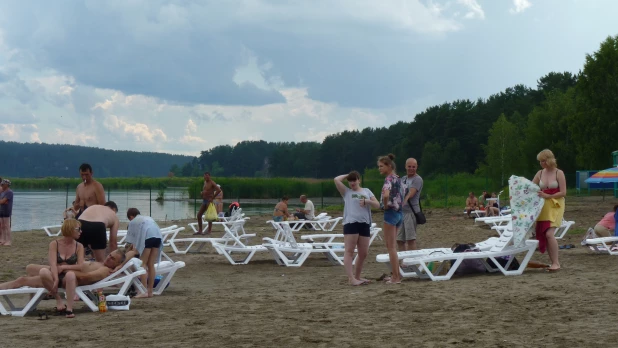 Пляж на Павловском водохранилище