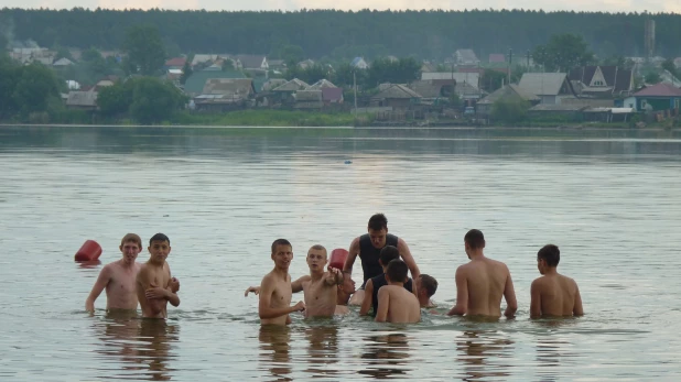 Пляж на Павловском водохранилище